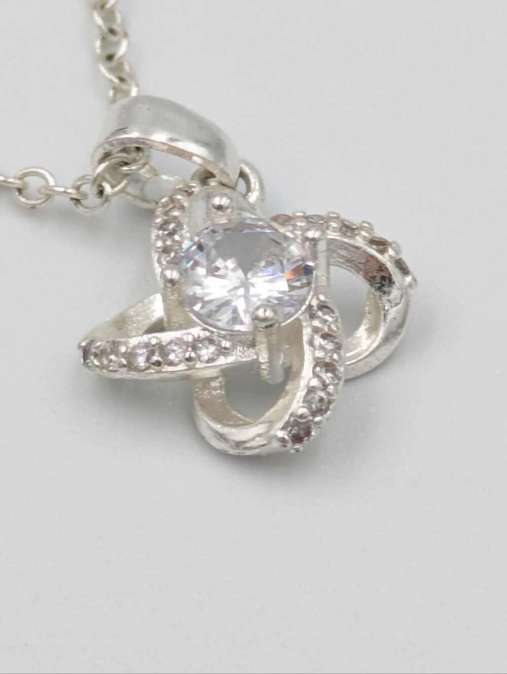 Silver tone rhinestone pendant chain necklace